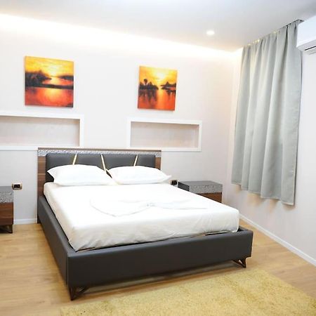 Grandpa House App.1 Apartment Tirana Bagian luar foto
