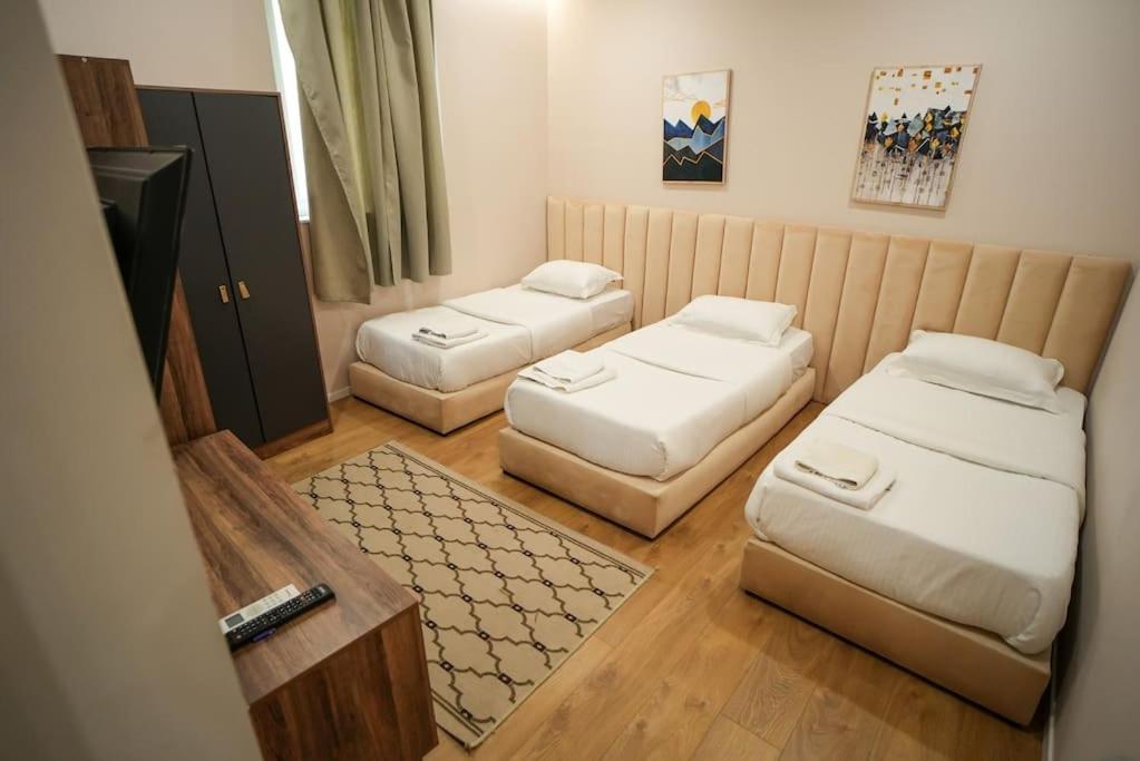 Grandpa House App.1 Apartment Tirana Bagian luar foto