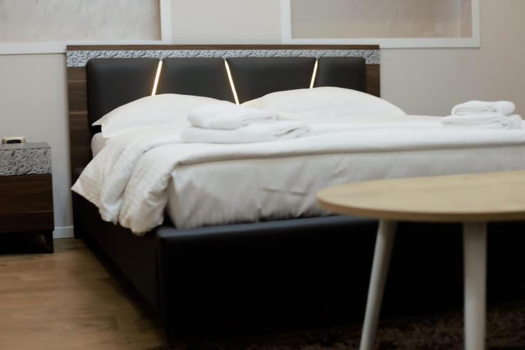 Grandpa House App.1 Apartment Tirana Bagian luar foto